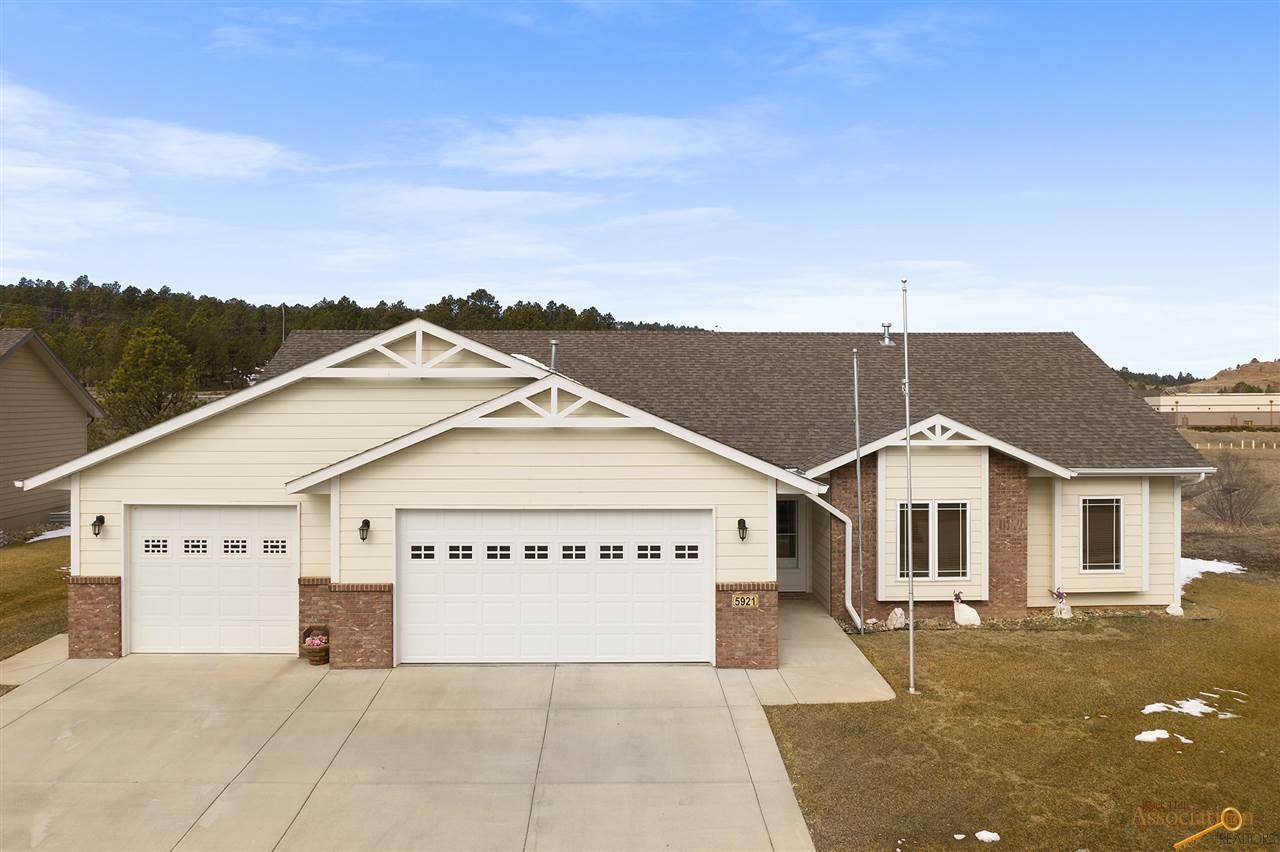 5921 Bendt Dr - Photo 1
