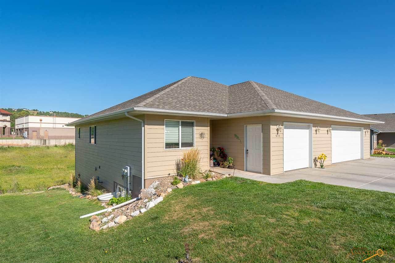 5715 Bendt Dr - Photo 1