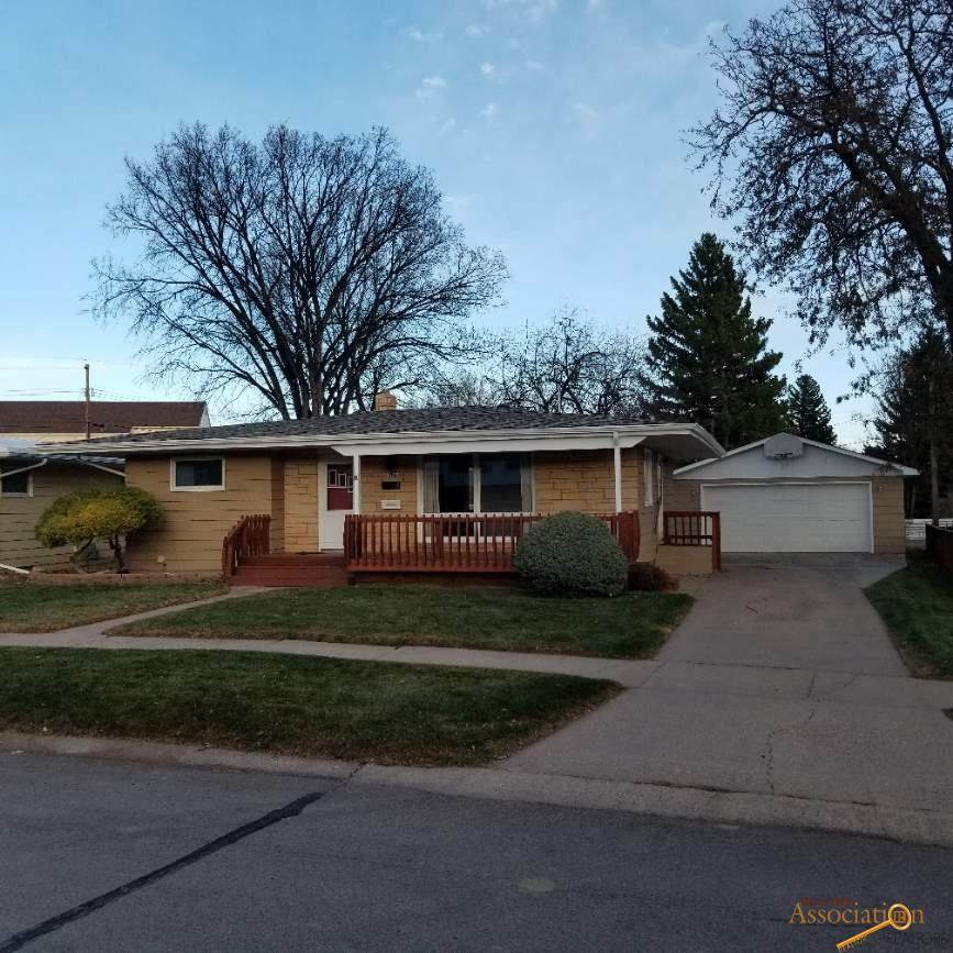 4722 Pierre - Photo 1