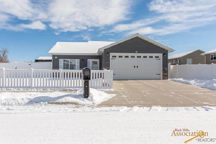 2574 Leola Ln - Photo 1