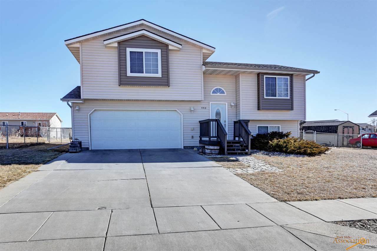 4416 Milehigh Ave - Photo 1
