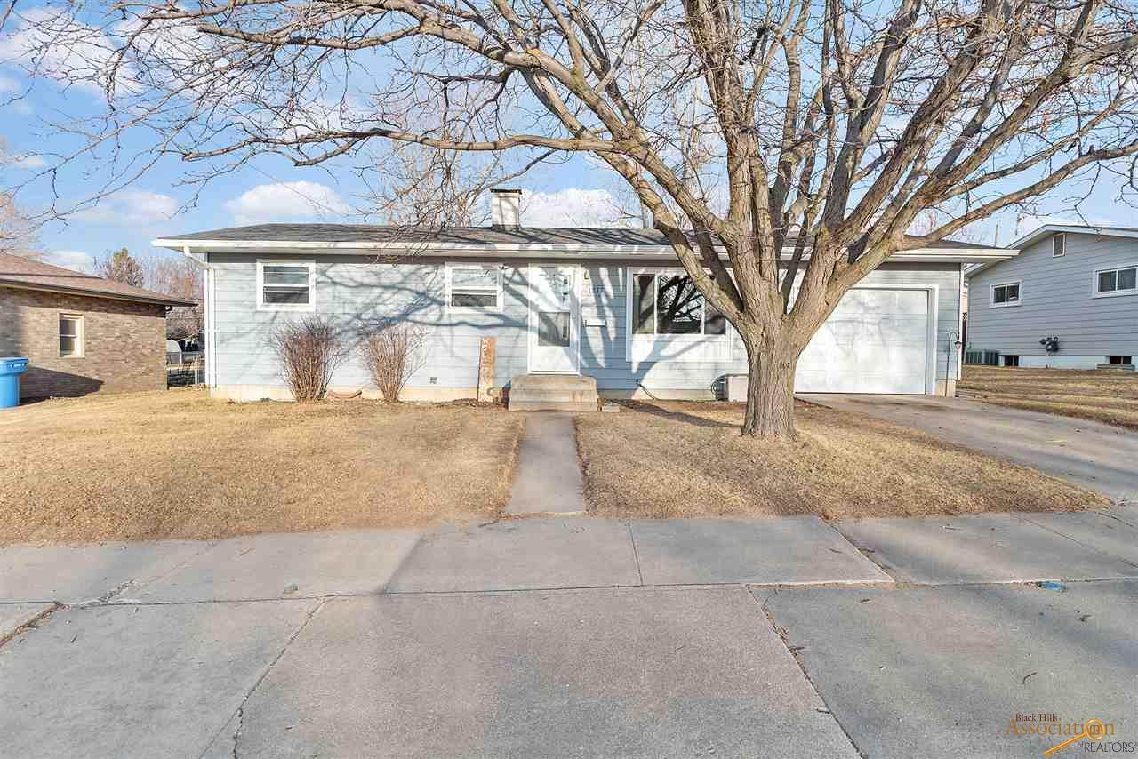 1817 7TH AVE - Photo 1