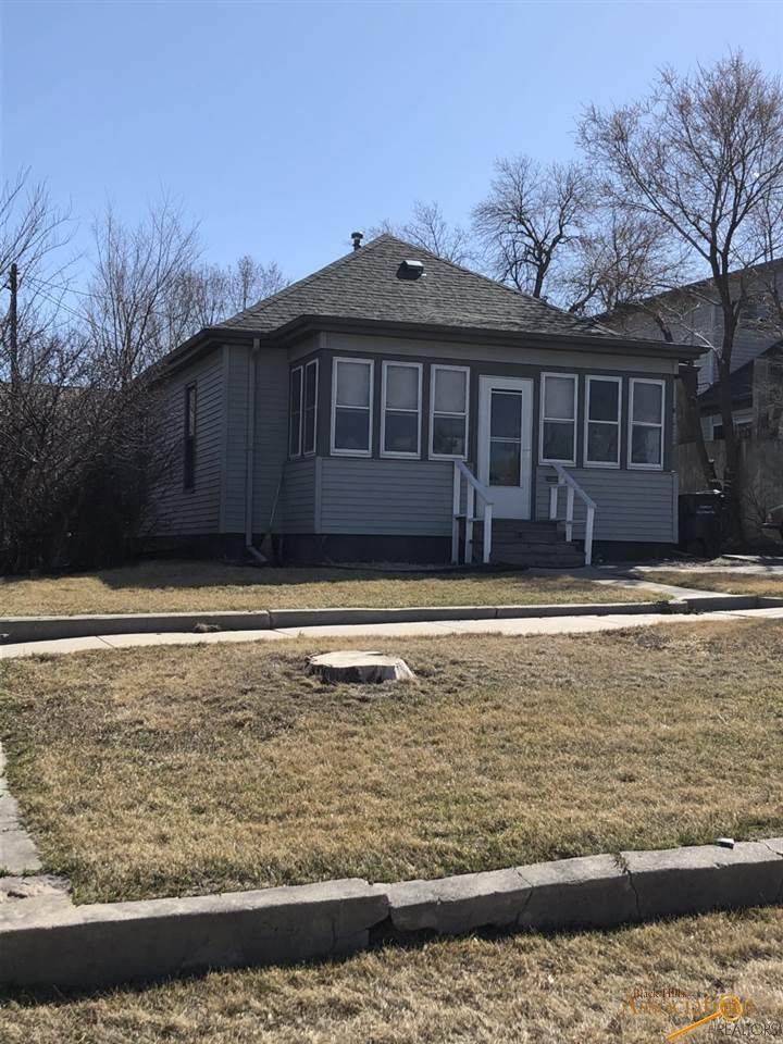 722 2ND ST - Photo 1