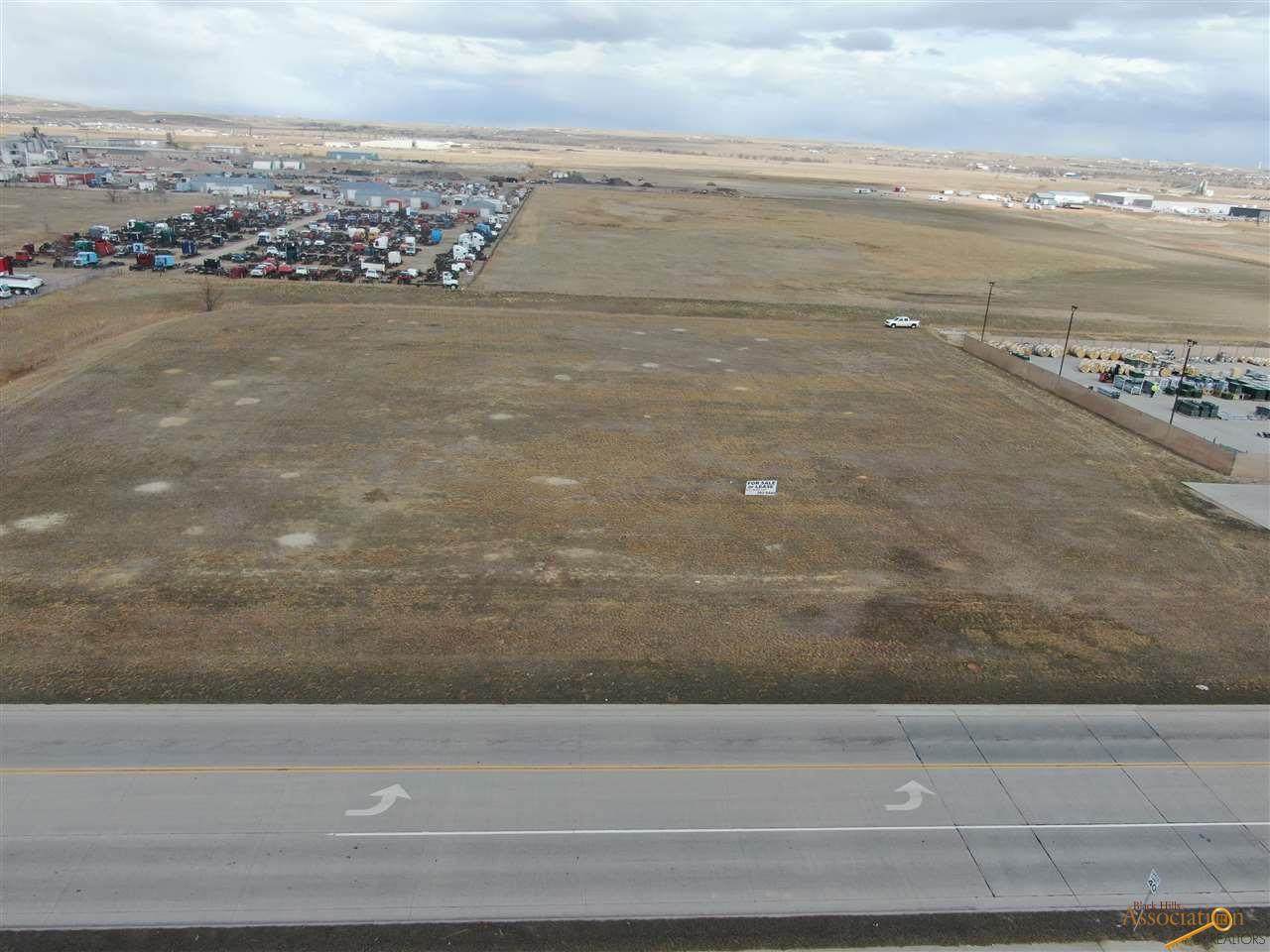 2940 Mall Dr - Photo 1