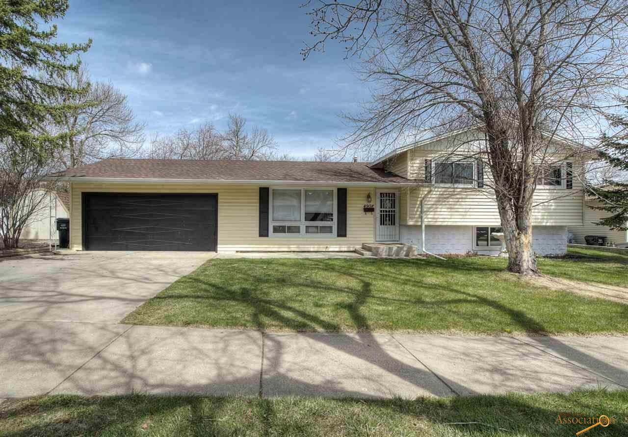 4908 Main - Photo 1
