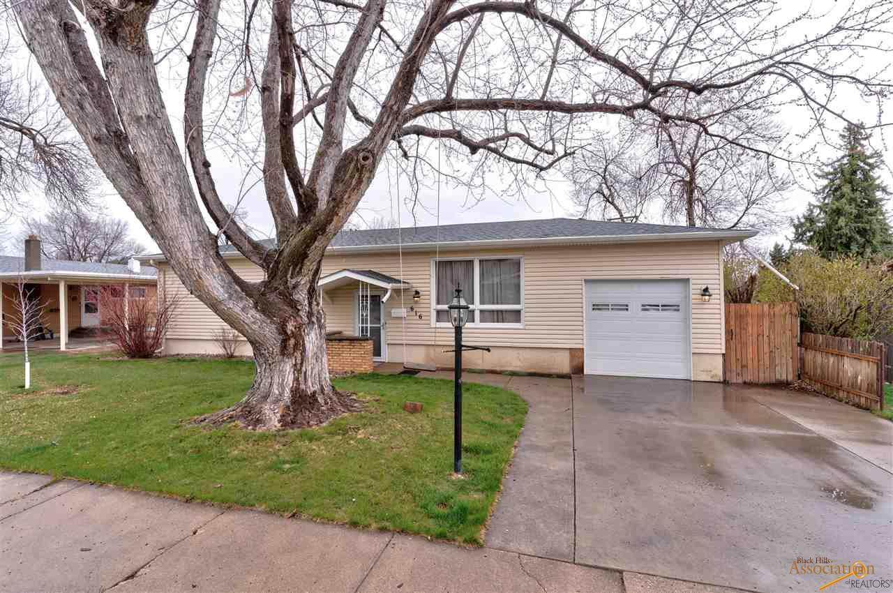 616 San Marco Blvd - Photo 1