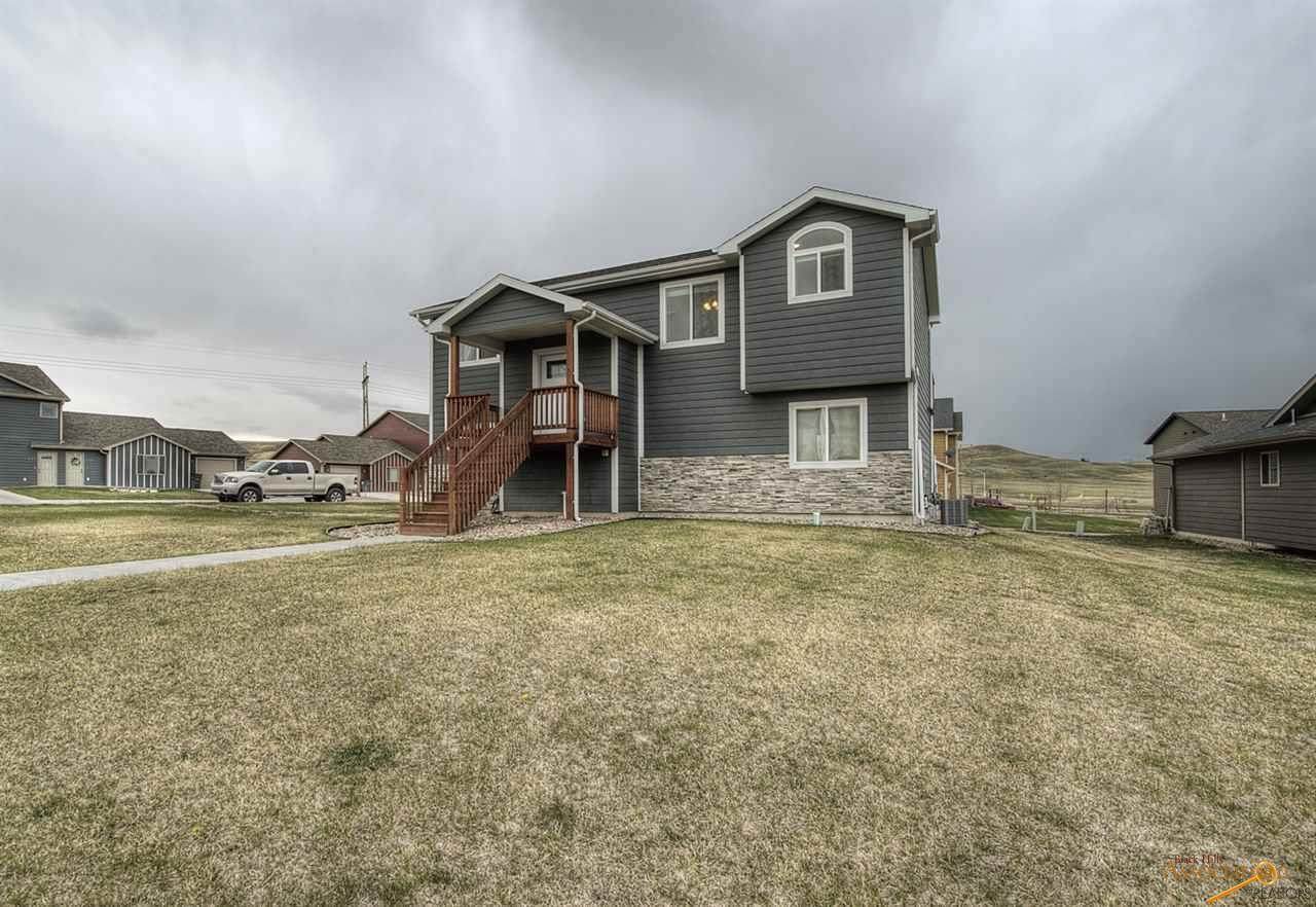 1213 Fairbanks Dr - Photo 1