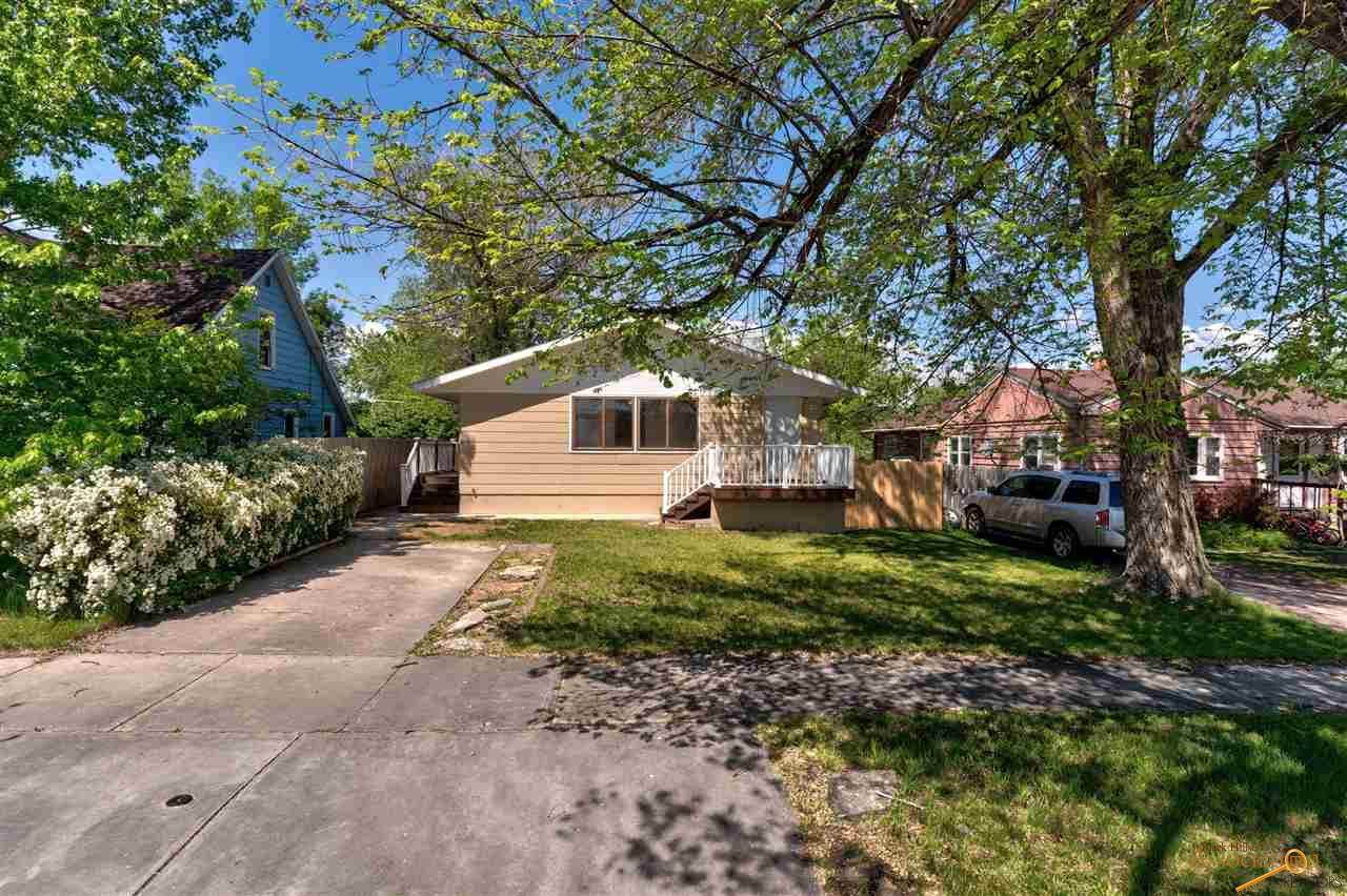 927 Halley Ave - Photo 1