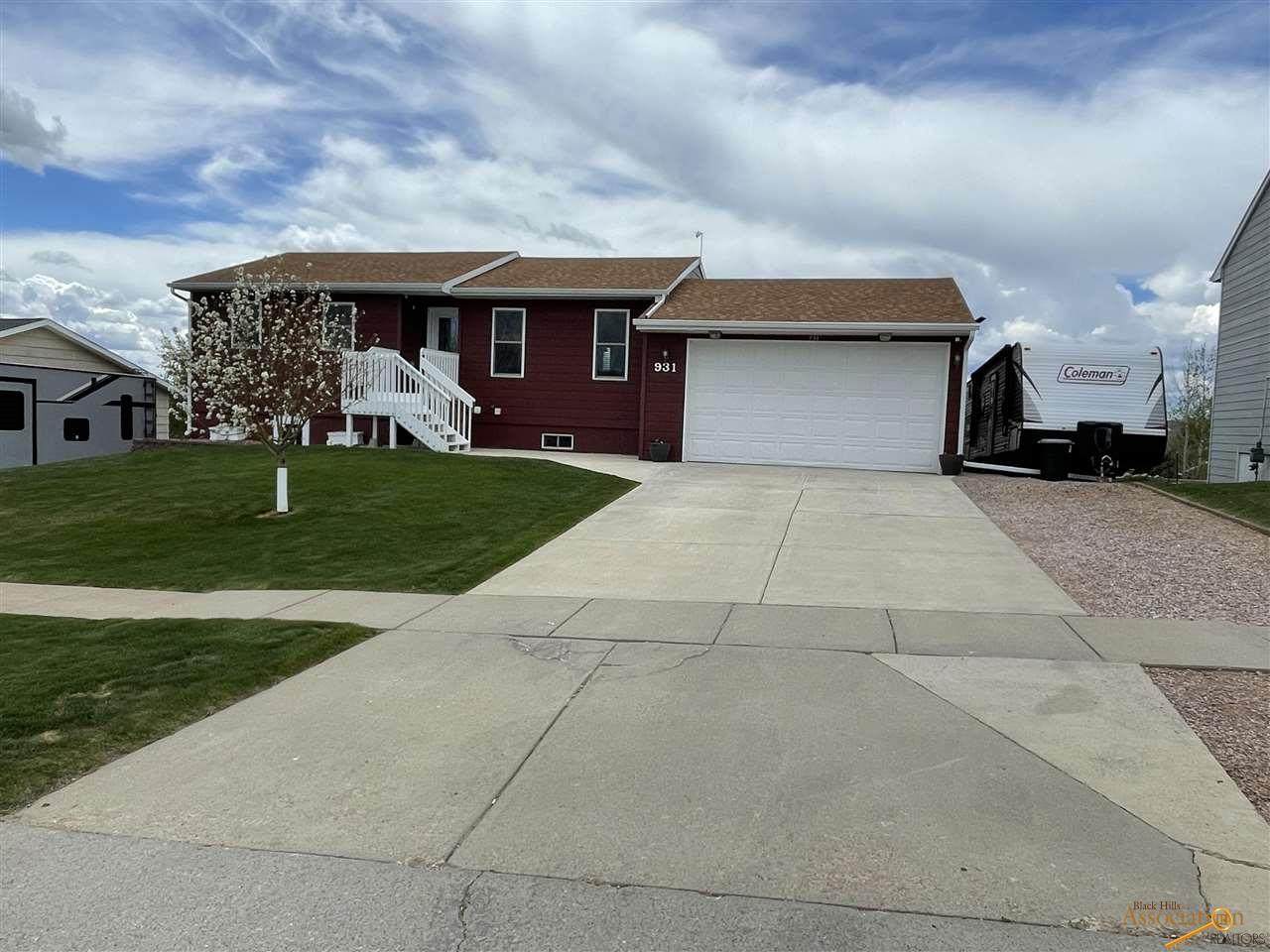 931 Ennen Dr - Photo 1