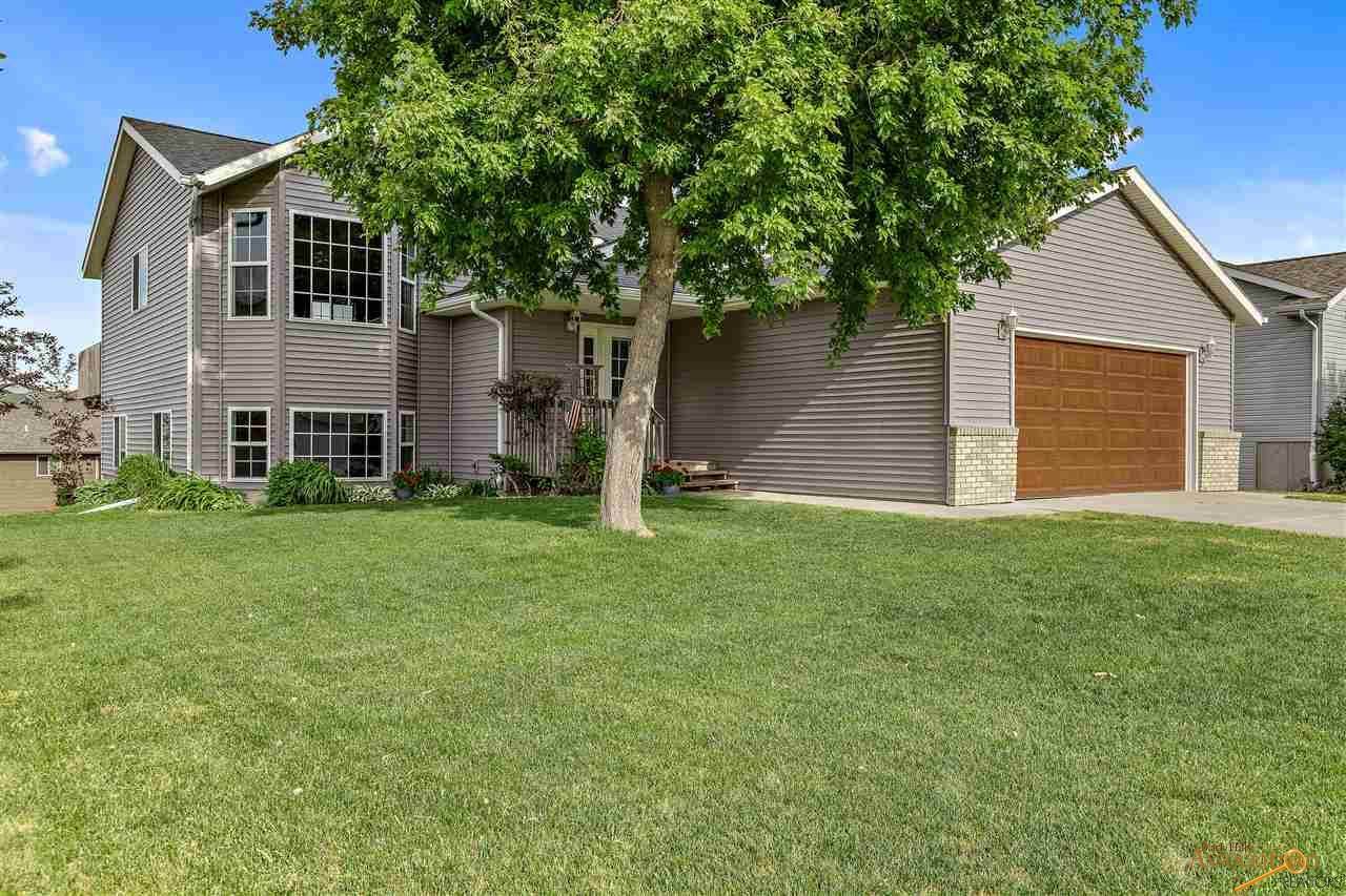 1016 Carl Ave - Photo 1