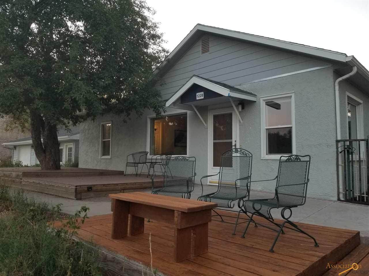 1228 Fulton - Photo 1