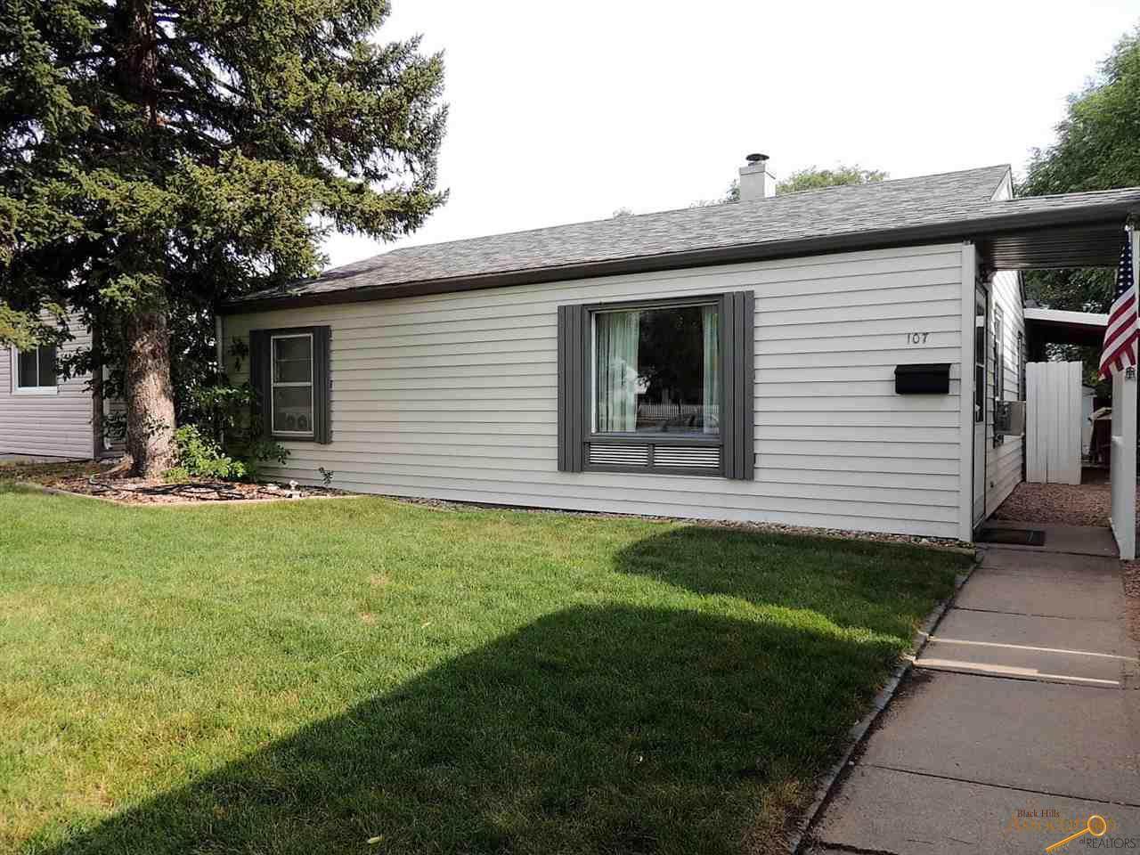 107 St Andrew - Photo 1
