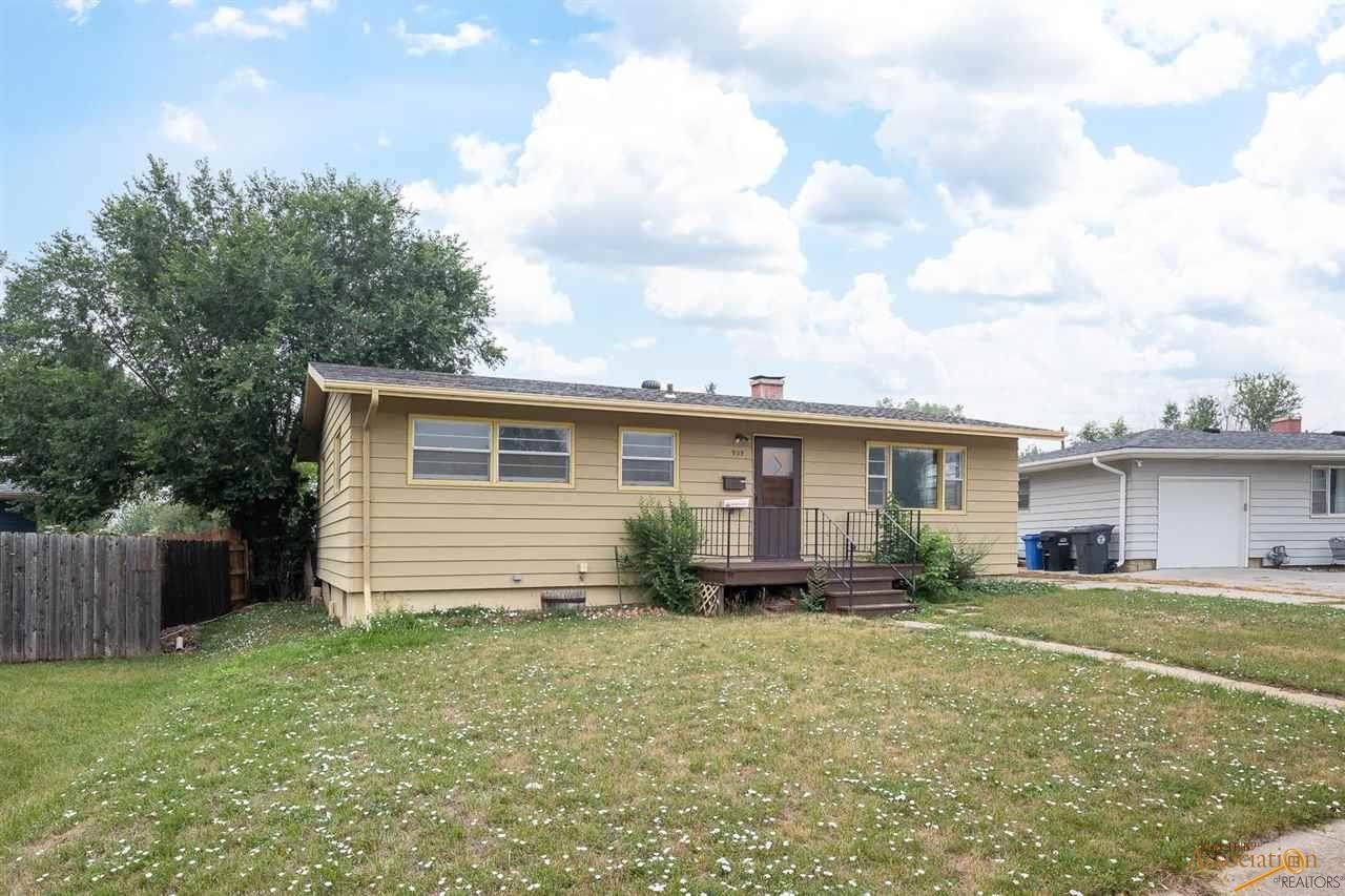 939 Joy Ave - Photo 1