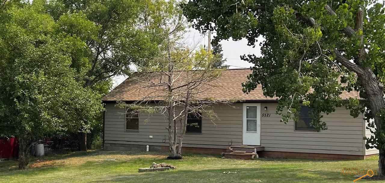 5521 Elm - Photo 1