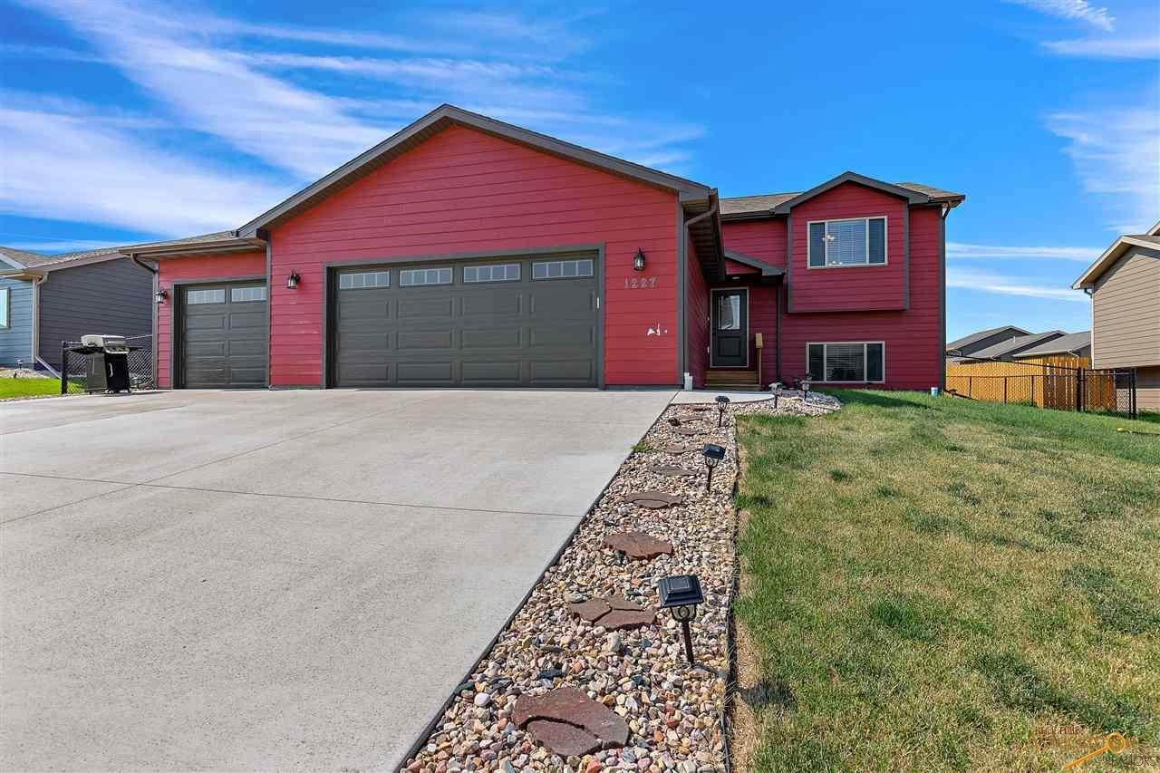 1227 Kodiak Drive - Photo 1