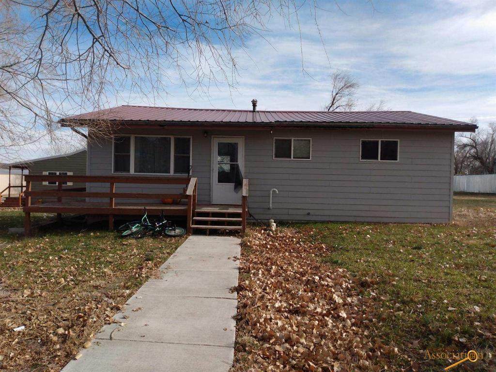 603 6TH AVE - Photo 1