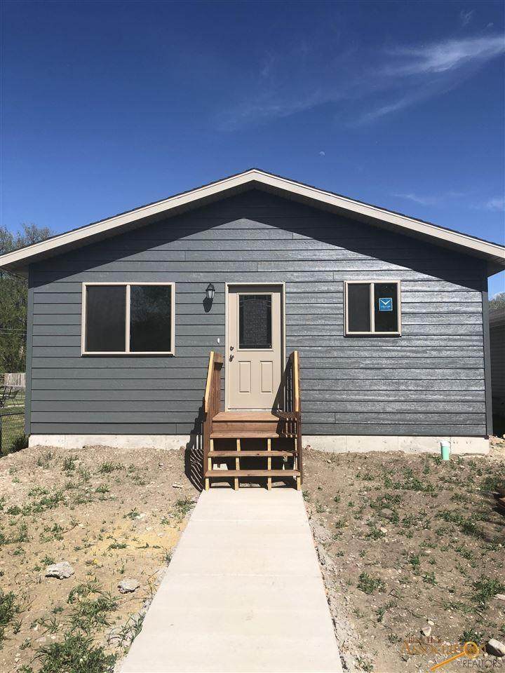 724 Lemmon Ave - Photo 1