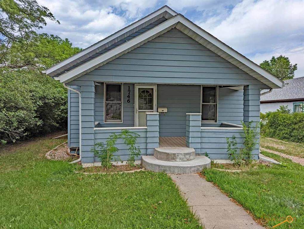 1746 Albany Ave - Photo 1