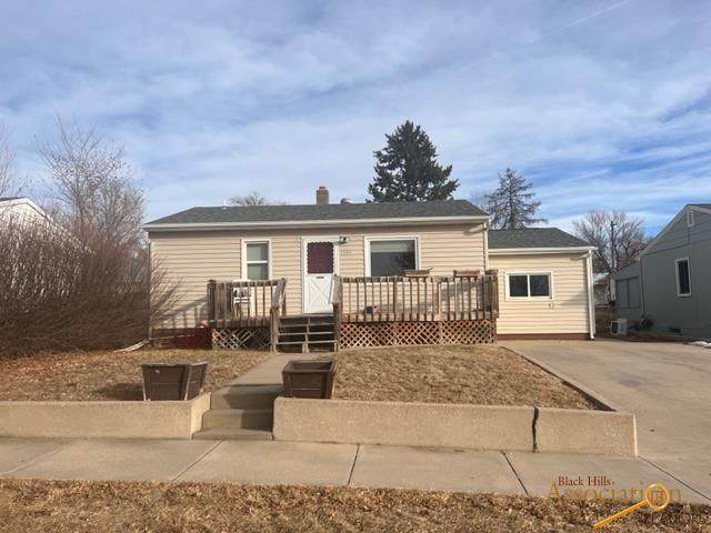 1104 Halley Ave - Photo 1