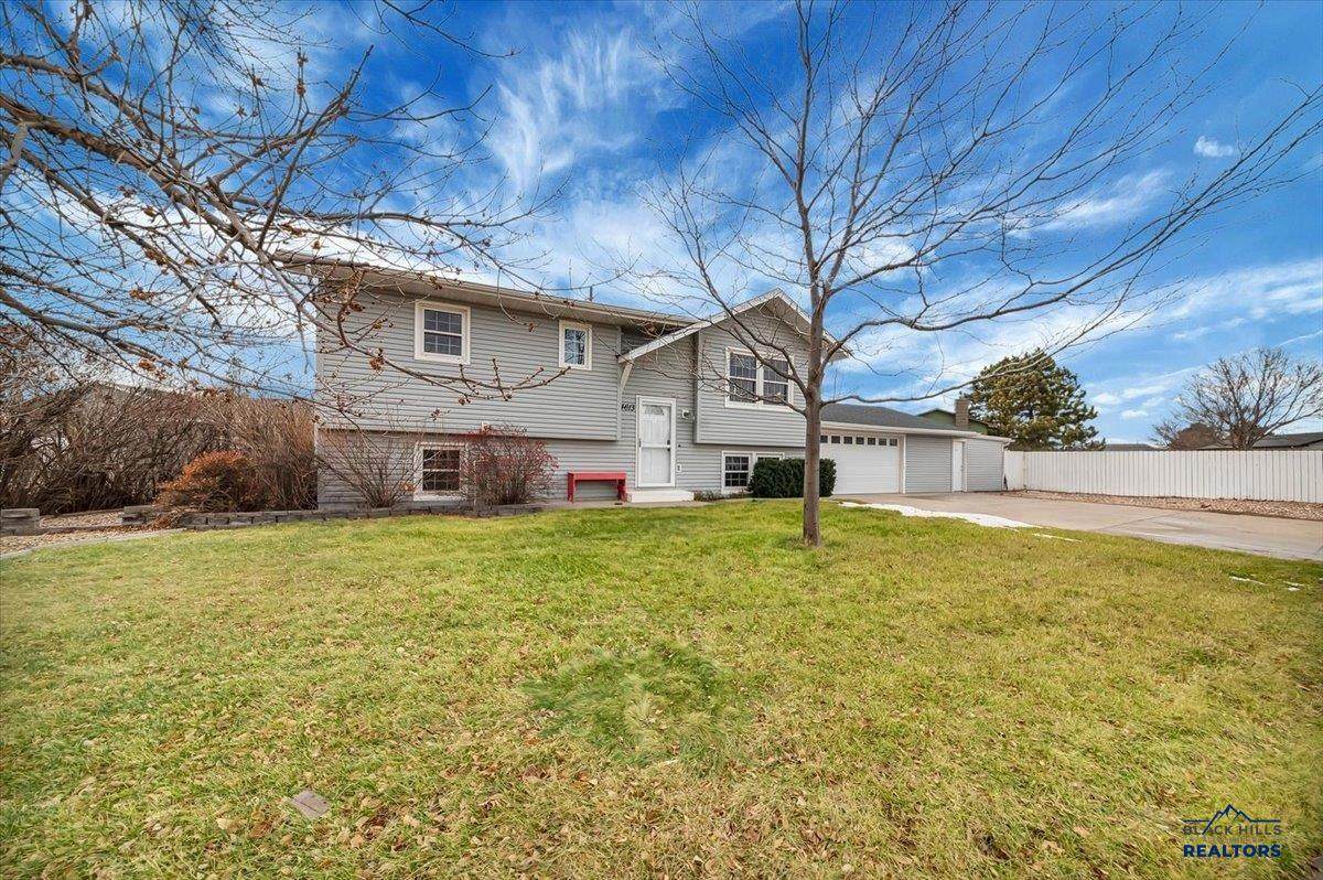 4613 Hogan - Photo 1