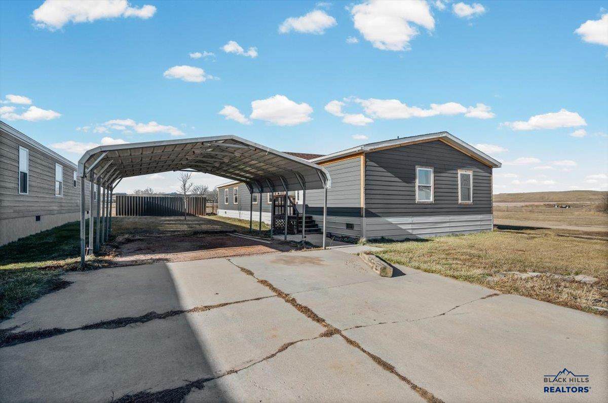 300 Main St - Photo 1