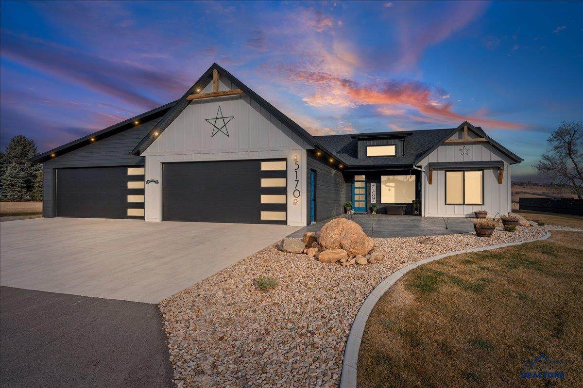 5170 Airport Rd - Photo 1