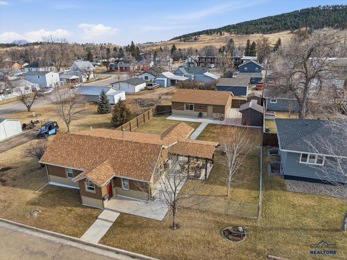 1820 Pine Street - Photo 1