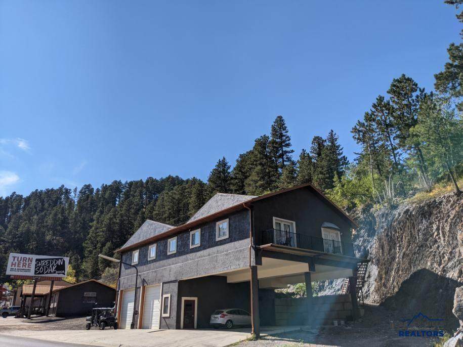 https://bt-photos.global.ssl.fastly.net/blackhills/orig_boomver_1_177420-2.jpg