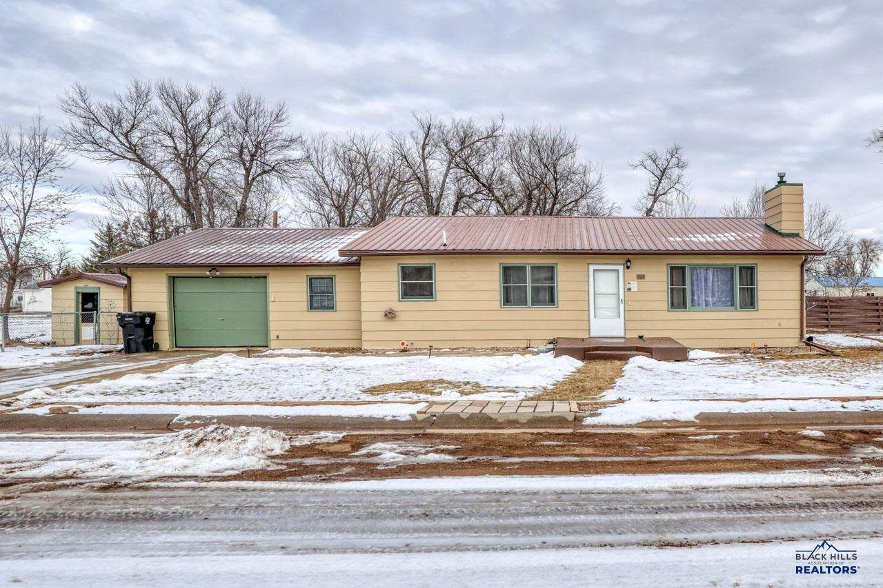 522 Elmira Ave - Photo 1