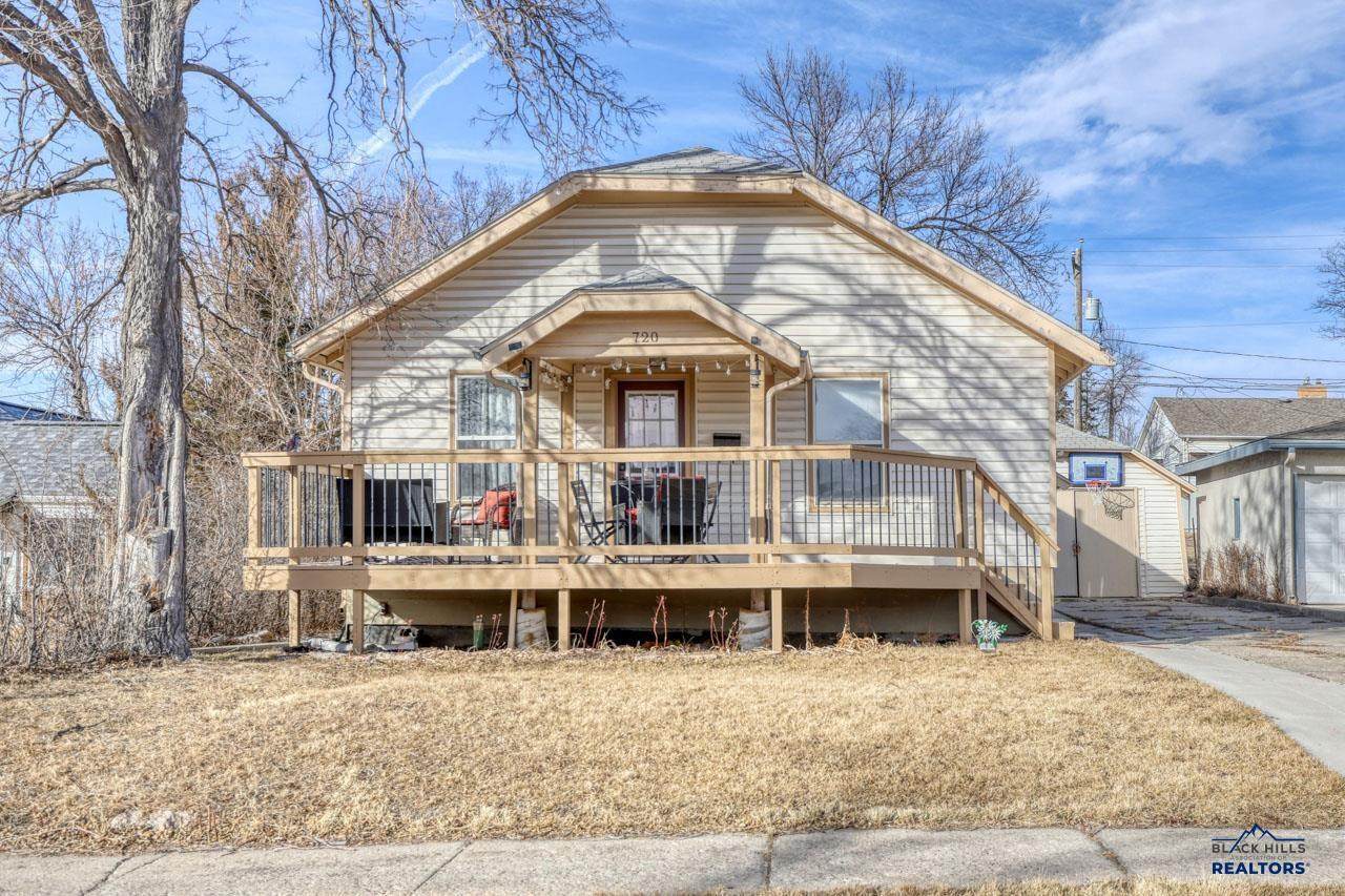 720 St Andrew - Photo 1