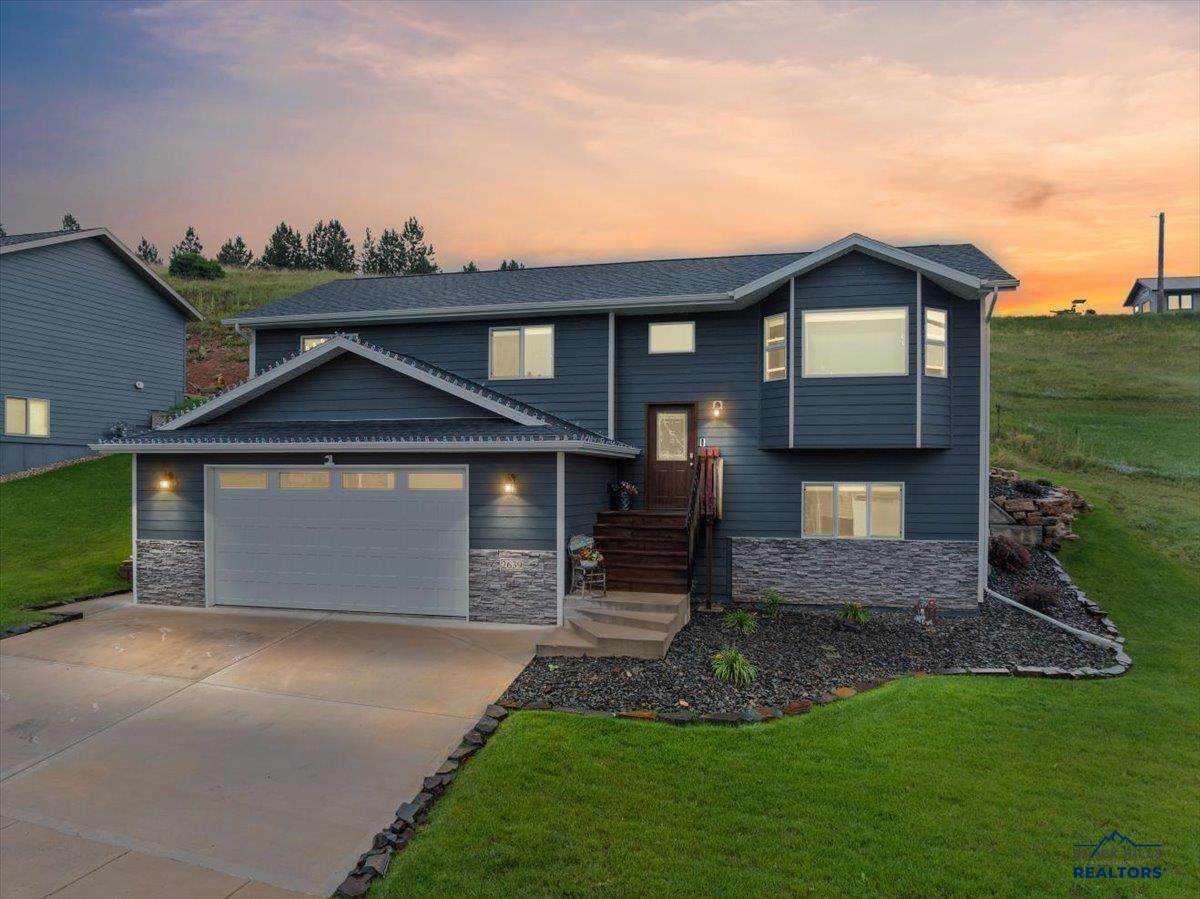 2639 Meadows Dr - Photo 1
