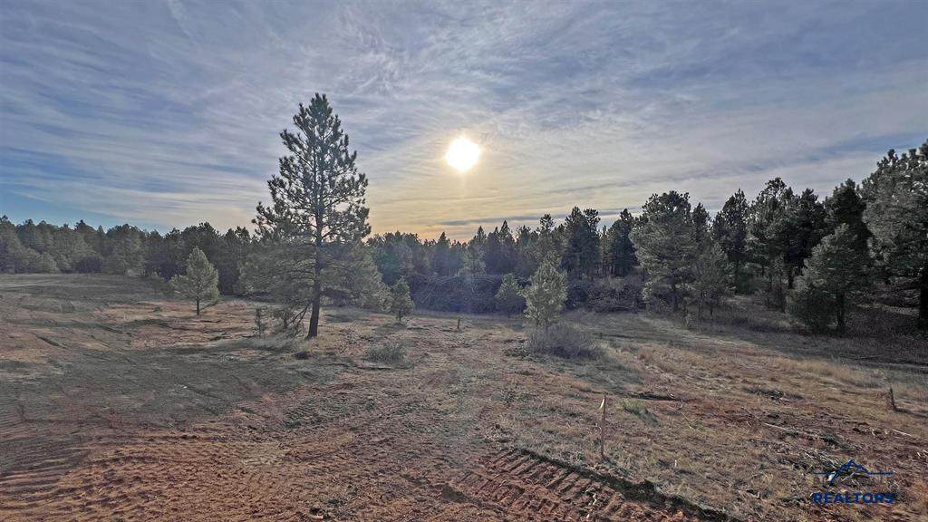 https://bt-photos.global.ssl.fastly.net/blackhills/orig_boomver_1_177932-2.jpg