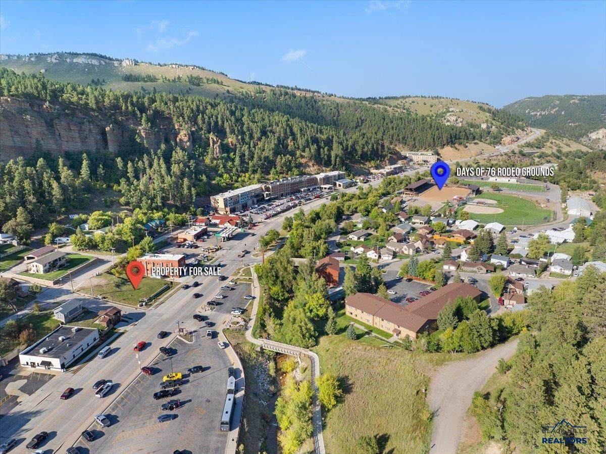 https://bt-photos.global.ssl.fastly.net/blackhills/orig_boomver_1_178067-2.jpg