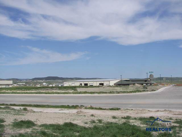 3550 Mall Dr - Photo 1