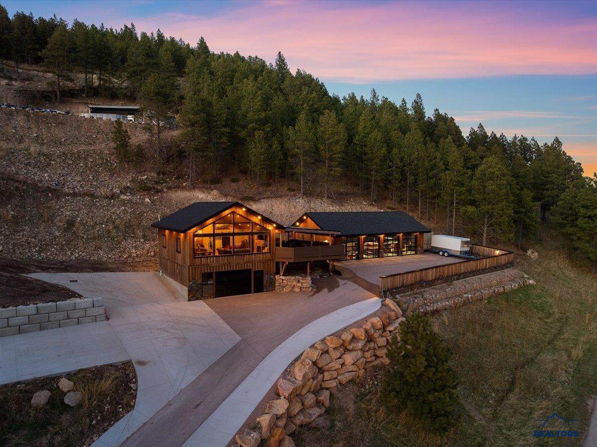 https://bt-photos.global.ssl.fastly.net/blackhills/orig_boomver_1_178643-2.jpg