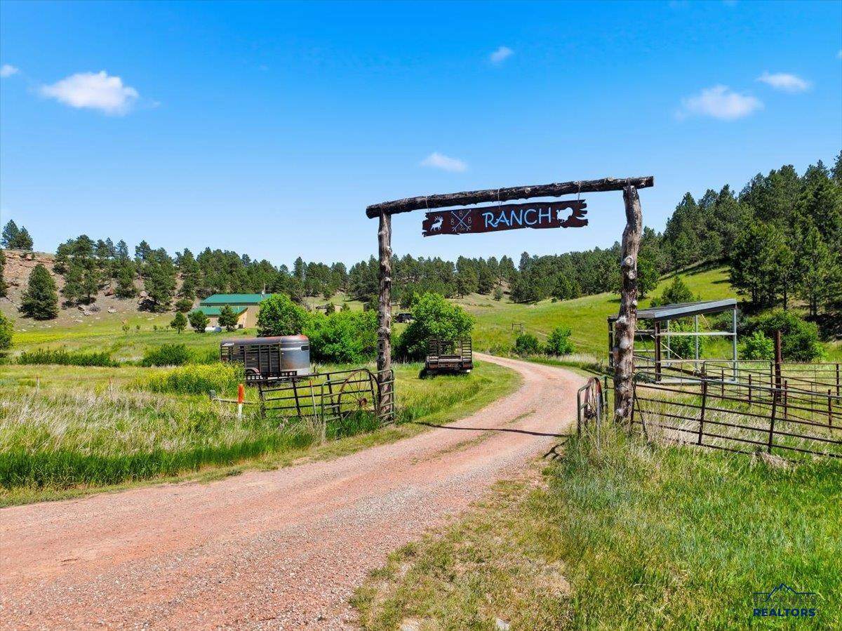 https://bt-photos.global.ssl.fastly.net/blackhills/orig_boomver_1_179847-2.jpg
