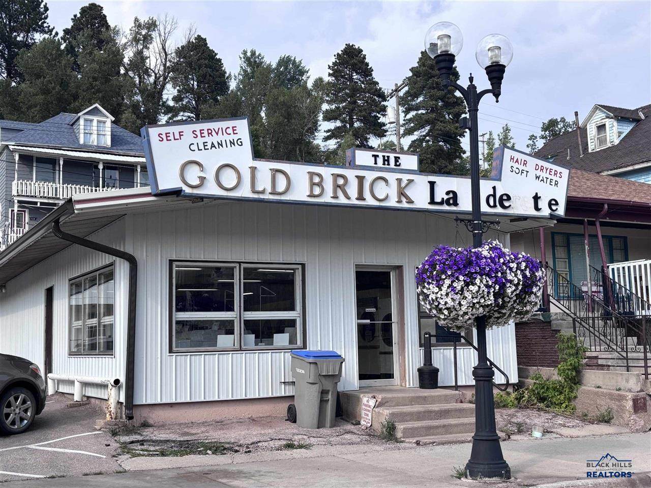 https://bt-photos.global.ssl.fastly.net/blackhills/orig_boomver_1_80321-2.jpg