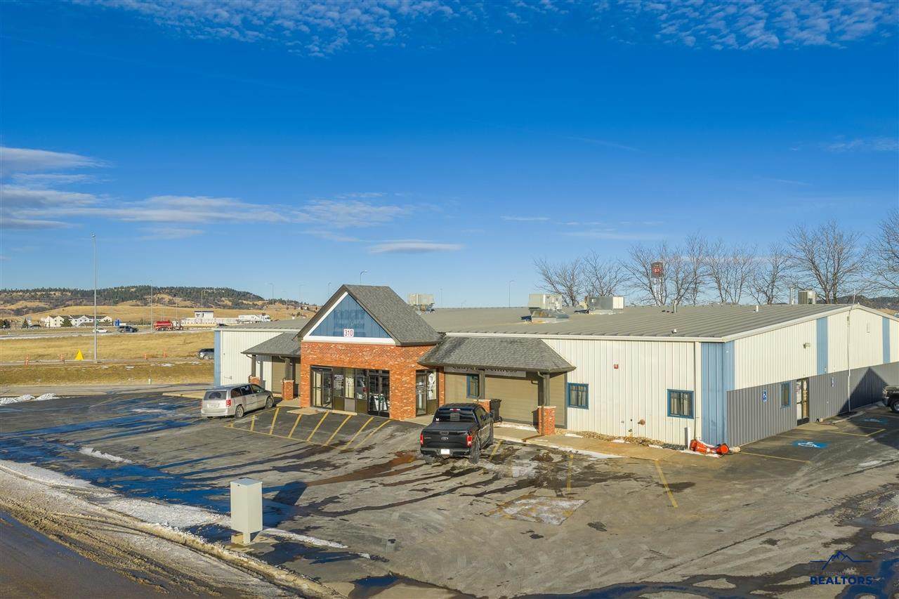 310 26th Street - Photo 1
