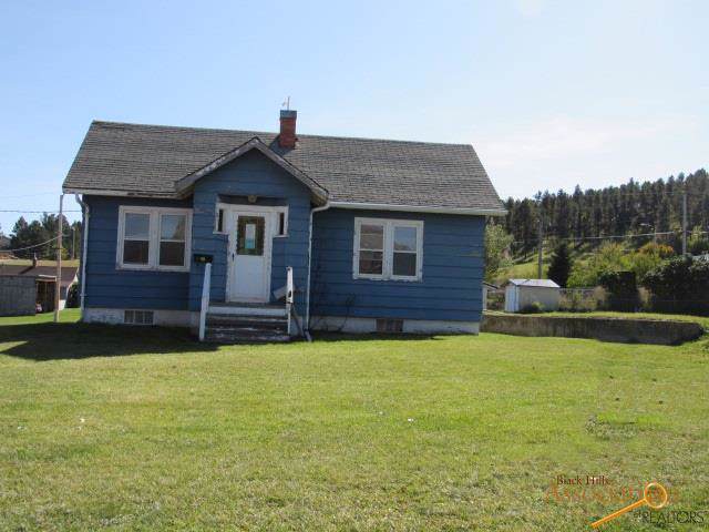 920 Gordon - Photo 1