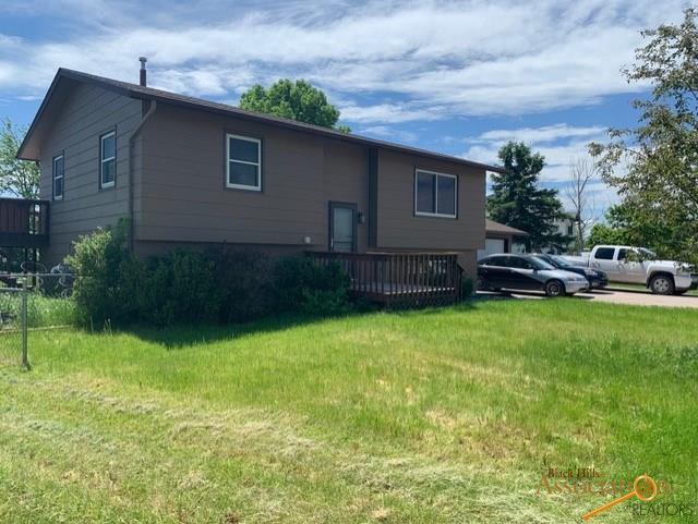 611 Cardinal Dr - Photo 1