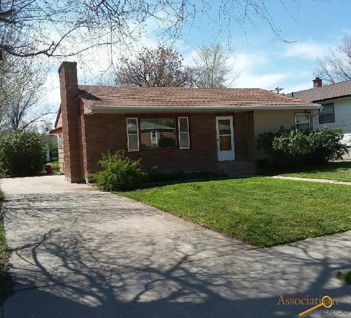 109 Howard - Photo 1
