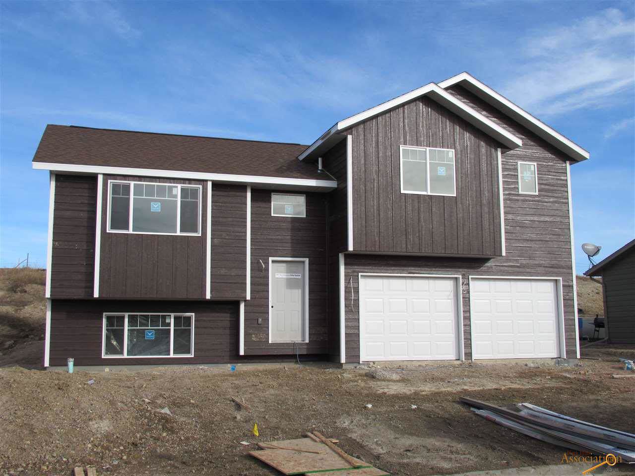 76 Melano St - Photo 1