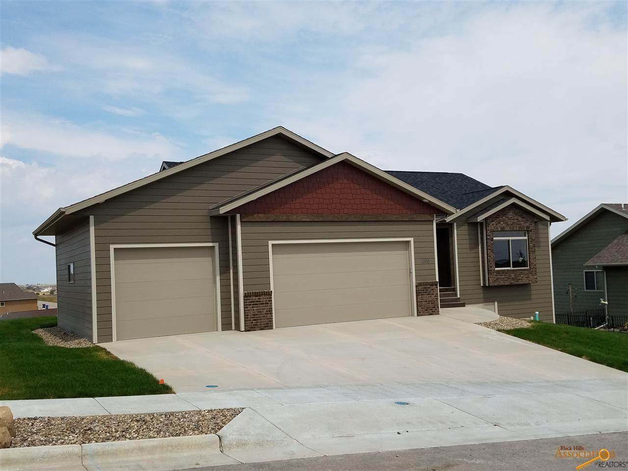 1106 Gladys St - Photo 1