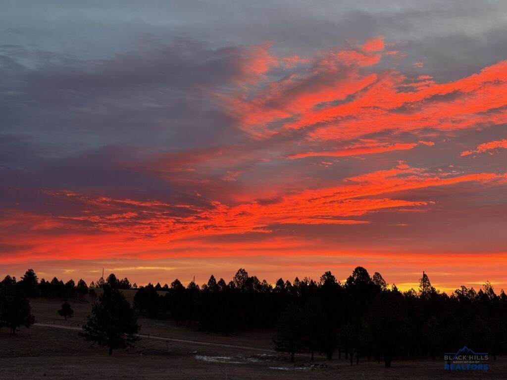 https://bt-photos.global.ssl.fastly.net/blackhills/1280_boomver_1_178626-2.jpg