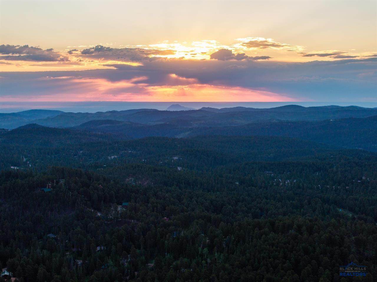 https://bt-photos.global.ssl.fastly.net/blackhills/orig_boomver_2_178903-2.jpg