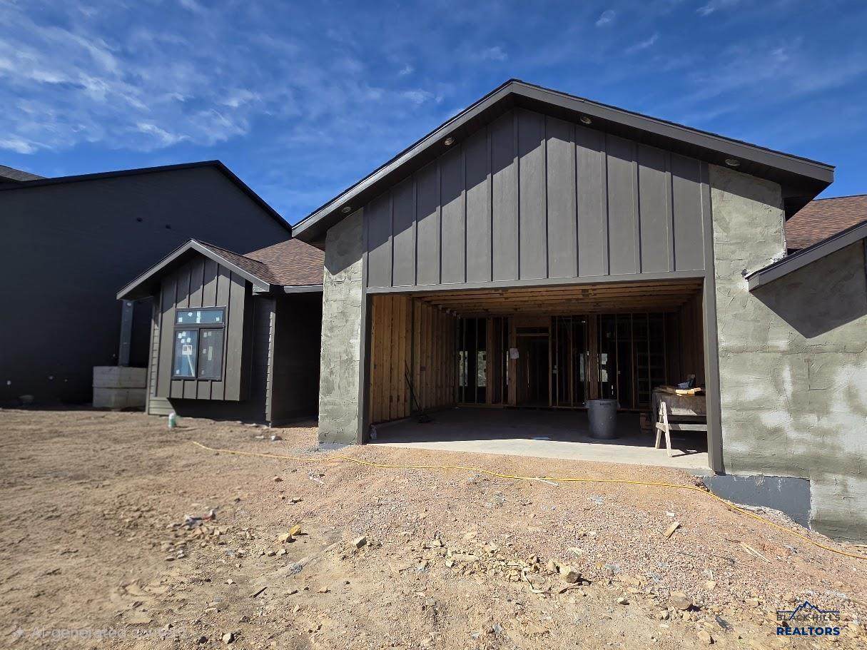 1214 Pinnacle Ct - Photo 1