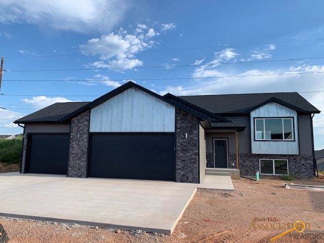4564 Lahinch St - Photo 1