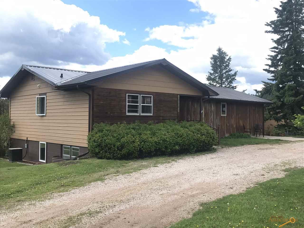 10025 Pioneer Ave - Photo 1