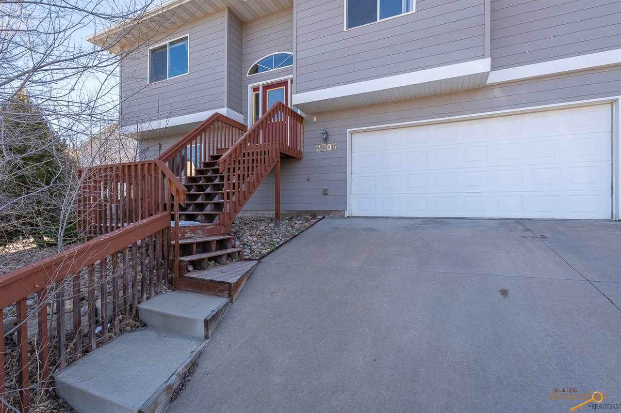 2206 Buena Vista Dr - Photo 1 2206 Buena Vista Dr - Photo 1