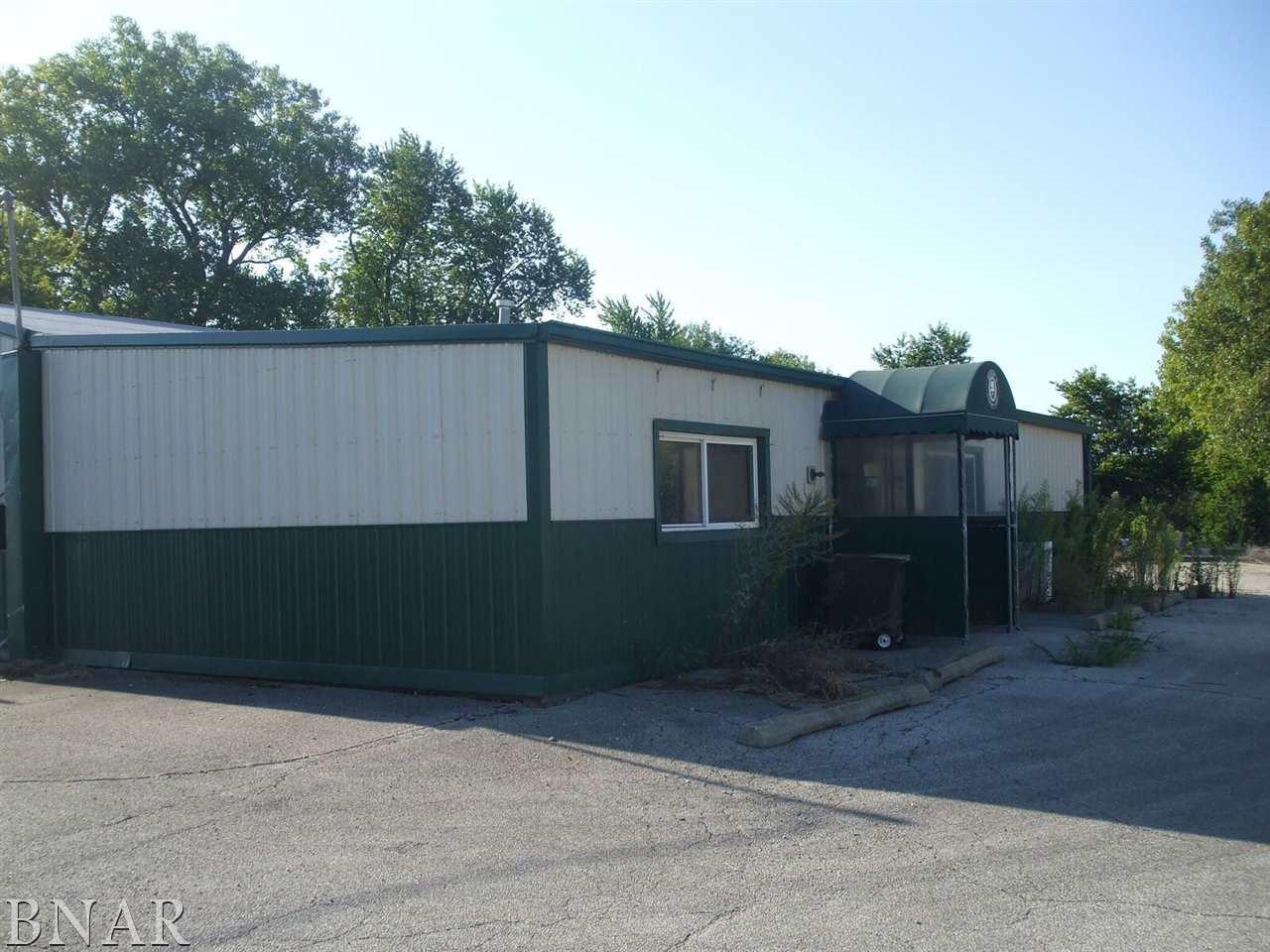306 Lincoln - Photo 1